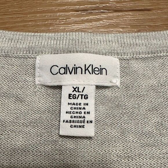 Women's Calvin Klein Mixed Media Sweater Gray/White XL Worn Once EUC! - Picture 3 of 5
